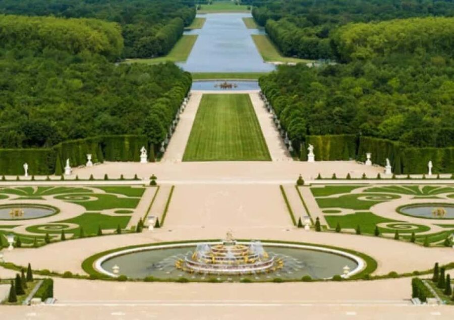 Excursion from Paris to Versailles Palace by Tootbus - Leaving Paris from 23 Boulevard des Capucines