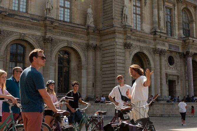 Explore Paris Highlights by Bike - Starting at École-Militaire