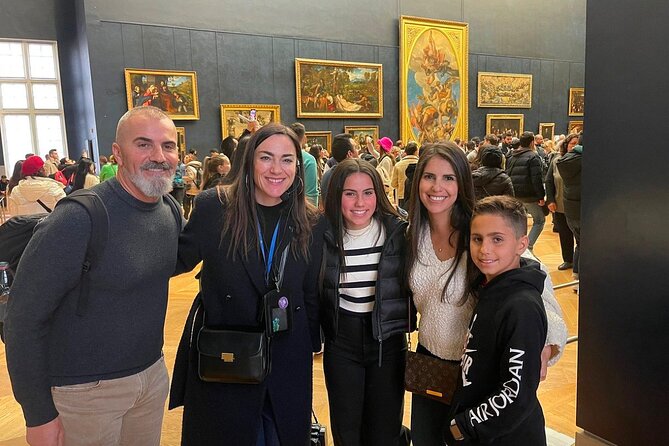 Family Friendly Louvre Museum Private Guided Tour - Practical rules for bags, clothing, and walking