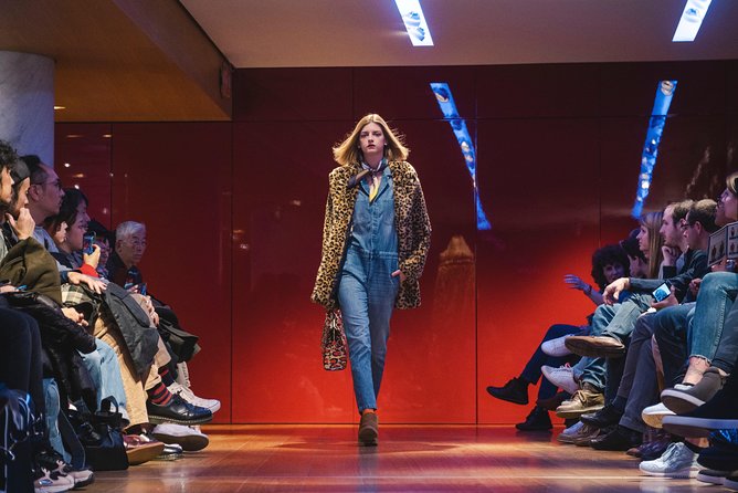 Fashion Show at Galeries Lafayette Paris - Timing, transport, and access details