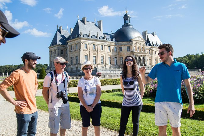 Fontainebleau and Vaux-Le-Vicomte Castle Small-Group Day Trip From Paris - Vaux-le-Vicomte, the château that set the pattern