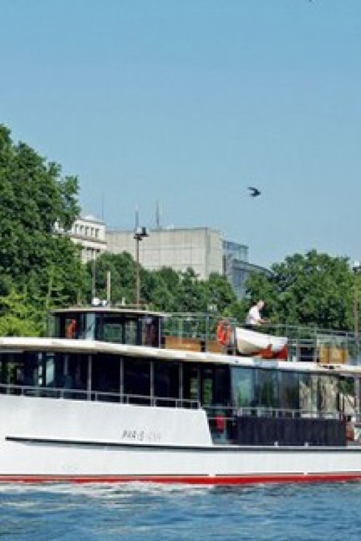 From London: Full-Day Trip at Leisure to Paris by Eurostar - Eurostar through the Channel