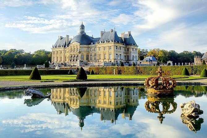 From Paris: Château de Fontainebleau and Vaux-le-Vicomte - Fontainebleau: seven centuries of royal use