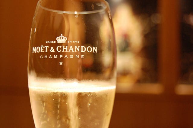 From Paris: Full-Day Champagne Tour - Épernay and the Big Champagne Houses