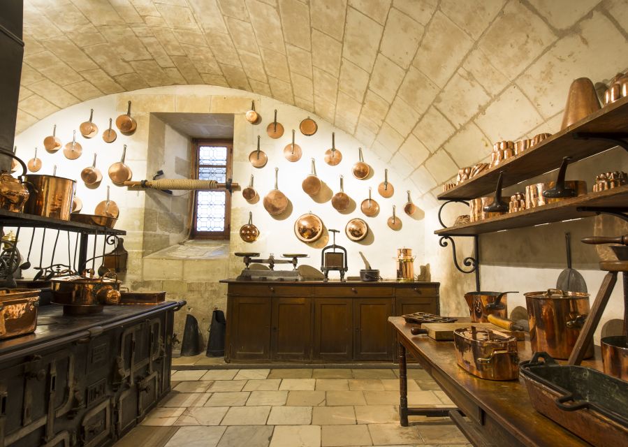 From Paris: Full-Day Loire Valley Chateaux Tour - Who should book this Loire Valley tour?