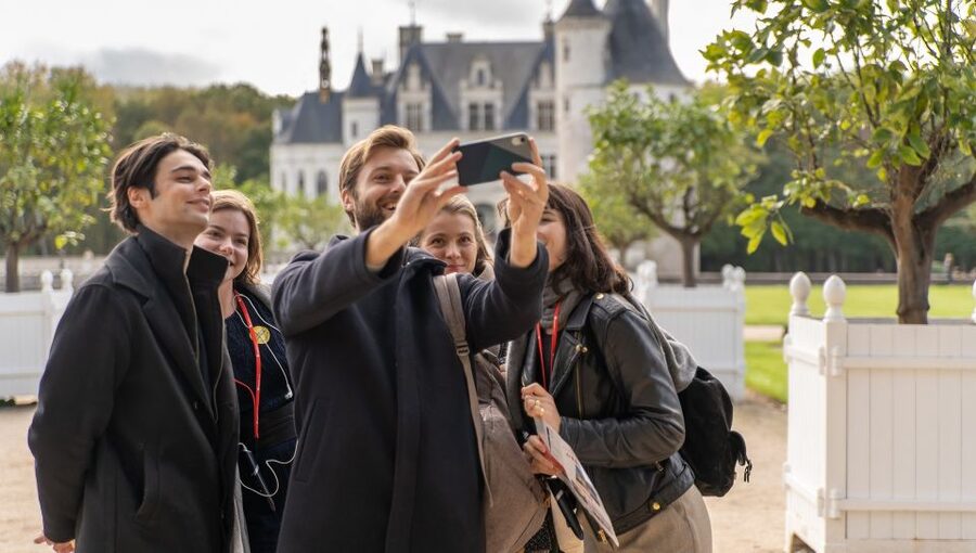From Paris: Full-Day Loire Valley Chateaux Tour - Why three Loire châteaux make a good Paris day trip