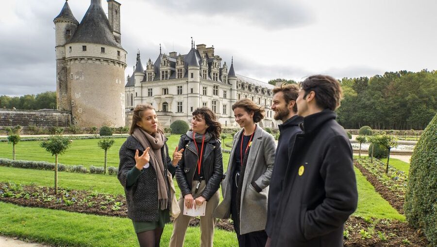 From Paris: Full-Day Loire Valley Chateaux Tour - Château de Chambord: grand scale and Renaissance drama