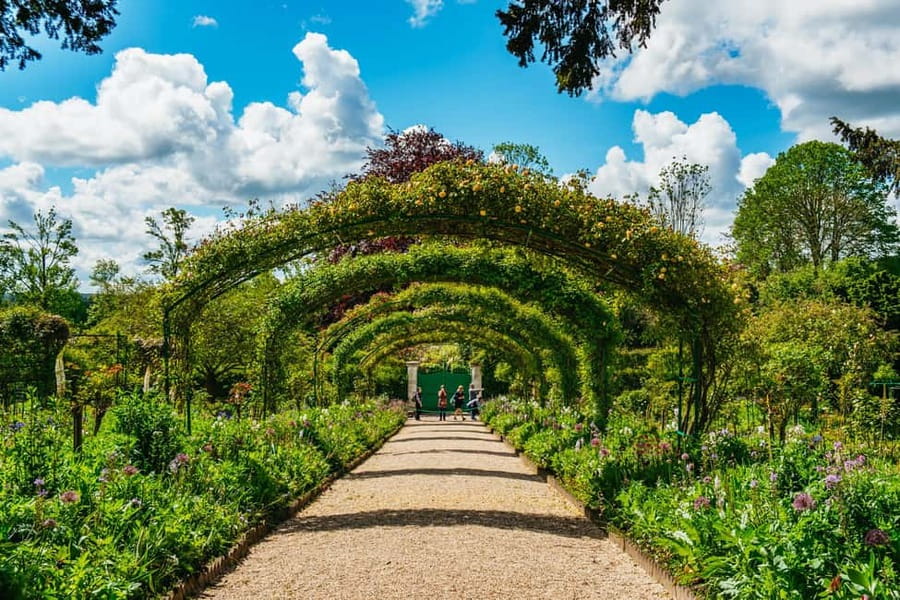 From Paris: Giverny, Monet’s House, & Gardens Half-Day Trip - Entering Fondation Claude Monet