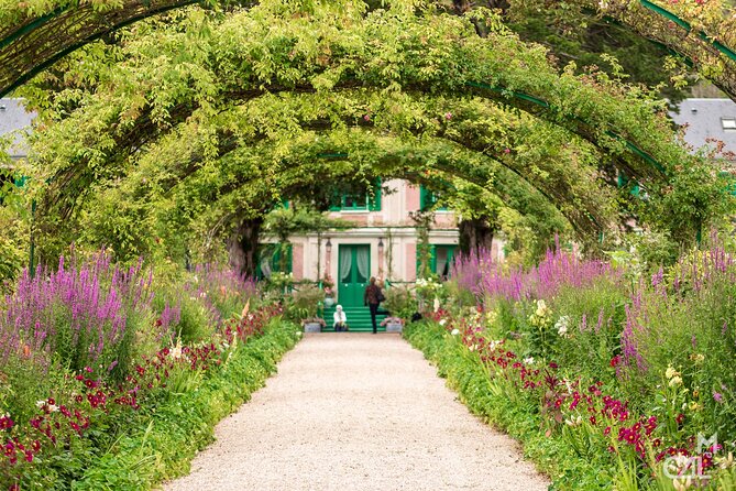 From Paris, Monet’s Enchanted Giverny Tour in very small group - What $238.45 means in practical value