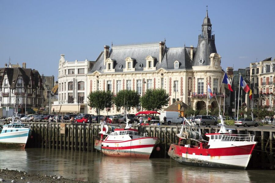 From Paris: Normandy D-Day Beaches Day Trip - Juno Beach and museum time depend on the day