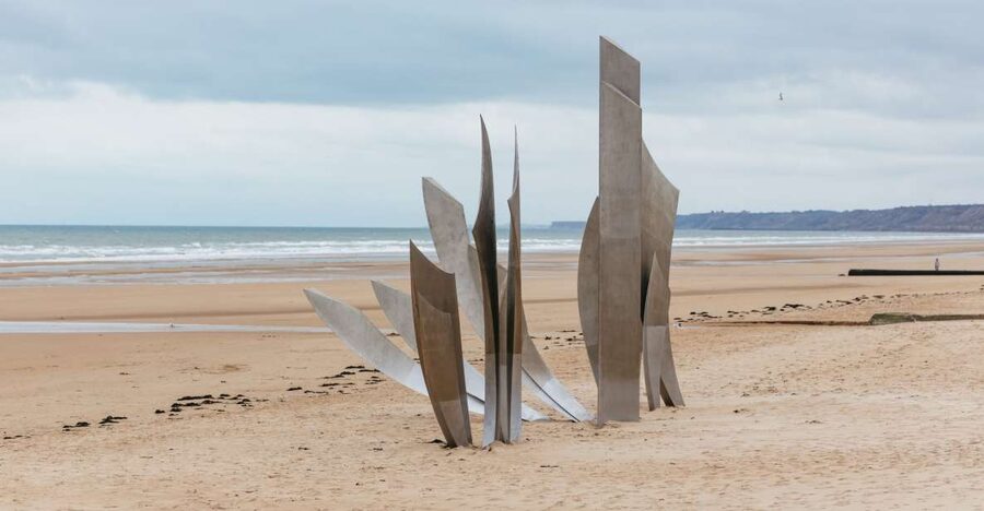 From Paris: Normandy D-Day Landing Beaches Full-Day Tour - Meeting the Guide on Avenue de Wagram