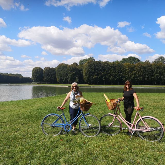 From Paris: Skip-the-Line Palace of Versailles Bike Tour - How the eight-hour schedule unfolds