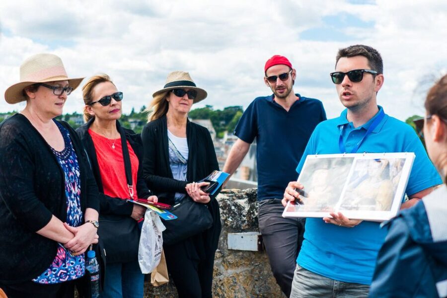 From Paris: Small-Group Loire Valley Castles Full-Day Tour - Chenonceau and the women who shaped it