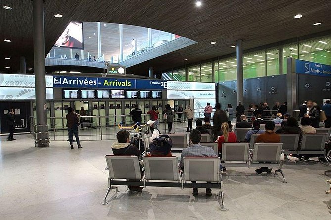 From Paris to CDG airport or From CDG airport to Paris (one way) - From CDG arrivals to your Paris address