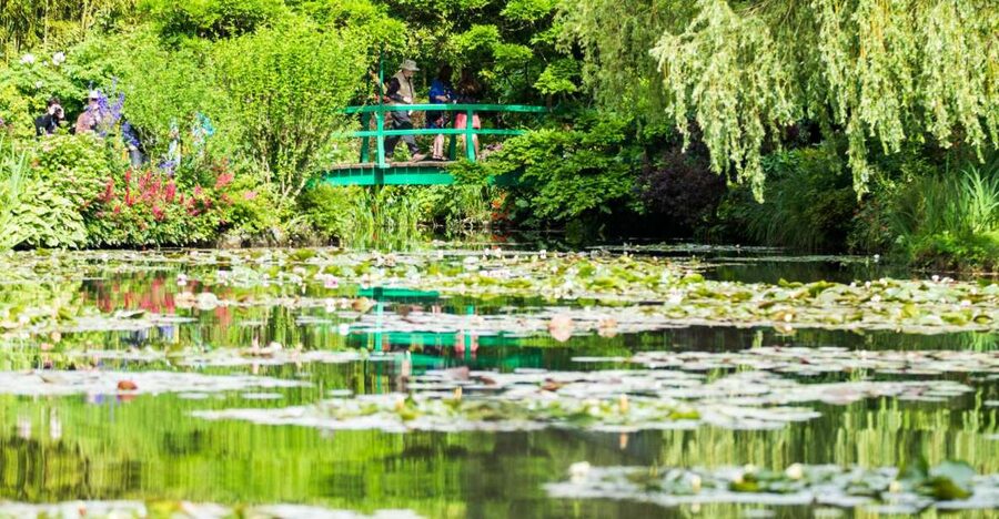 From Paris: Versailles and Giverny Full-Day Trip - Giverny: Monet’s house and gardens in two hours
