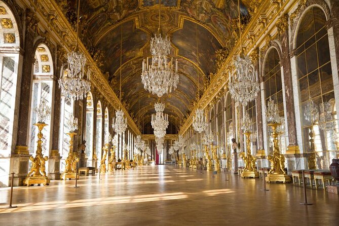 From Paris: Versailles Bike Tour w/ Palace, Gardens, & Picnic - Starting at Place du Marché Notre Dame