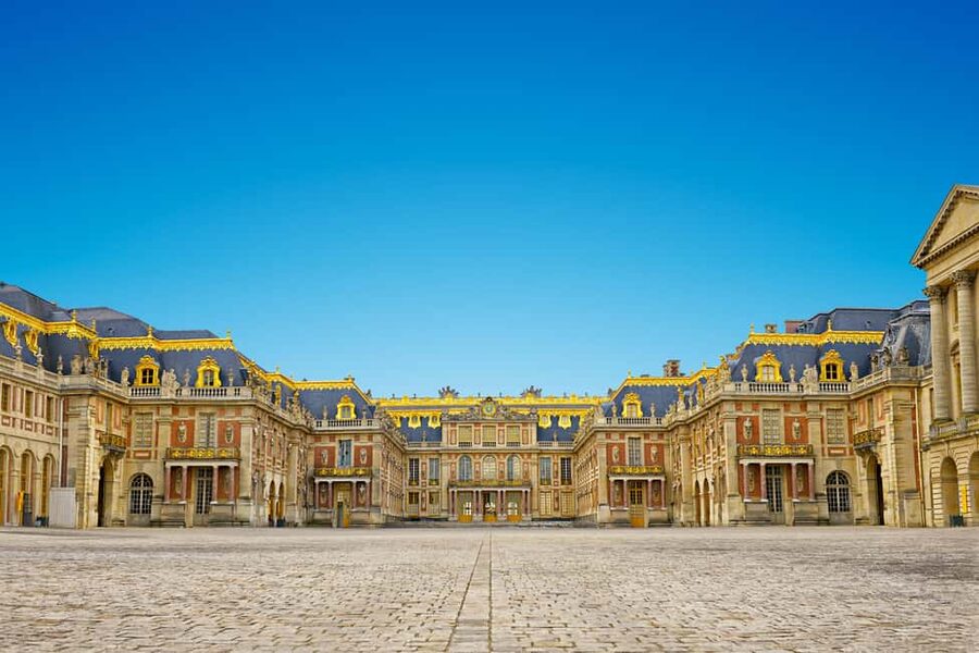 From Paris: Versailles Full-Day Guided Tour with Lunch - Why the guide can make or break the day