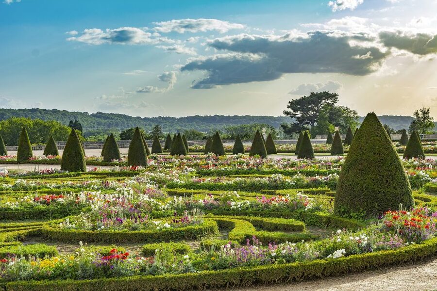 From Paris: Versailles Palace and Gardens Guided Experience - Why the gardens deserve the first two hours