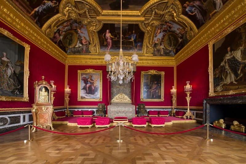 From Paris: Versailles Palace and Gardens with Transfer - What is not included in the visit