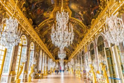 Versailles Palace & Gardens with Transportation