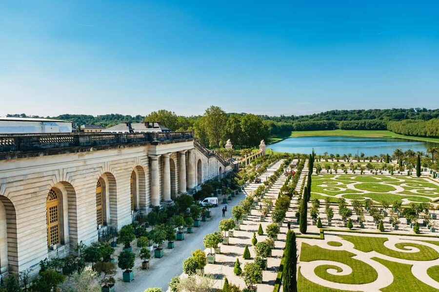 From Paris: Versailles Skip-the-Line Tour & Gardens Access - The coach ride to Versailles