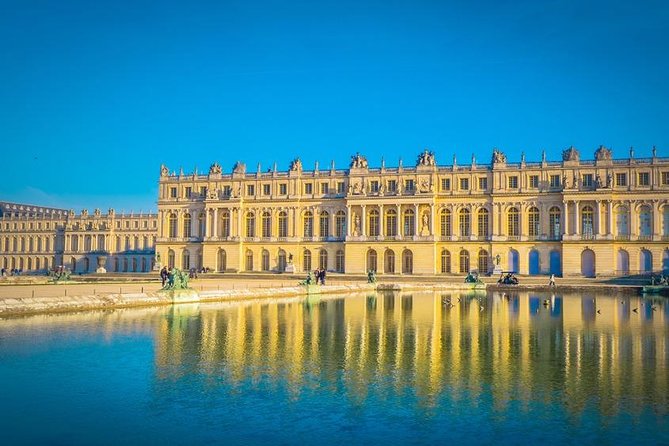 Giverny and Versailles Full-Day Private Guided Tour with Hotel Pickup - Starting at Versailles at 9 a.m.