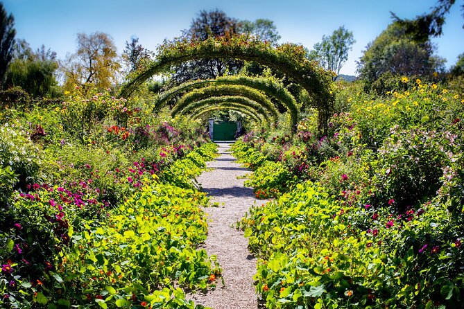 Giverny Half-Day Small-Group Tour from Paris – Max 7 Guests - Why Giverny makes a good Paris side trip