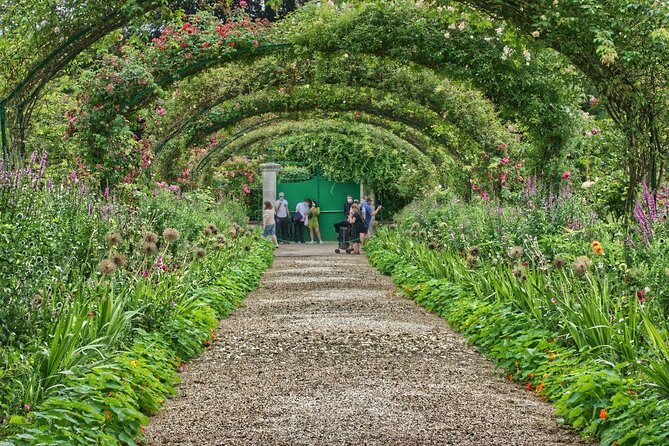 Giverny Monet's Gardens Entrance Ticket with Transport from Paris - Key points to know before booking