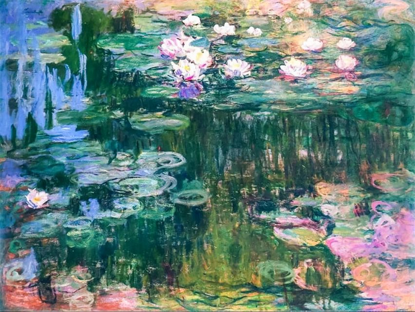 Giverny: Monet's House and Gardens Guided Tour - Brigitte and the value of a small group