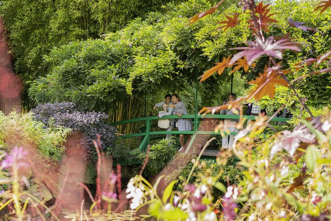 Giverny & Monet's House Audio Guided Half-day Tour from Paris - How the smartphone audio guide works