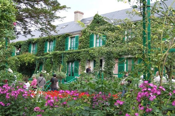 Giverny Small-Group Minivan with Hotel Pickup or Meeting Point - Why Giverny earns a half-day from Paris