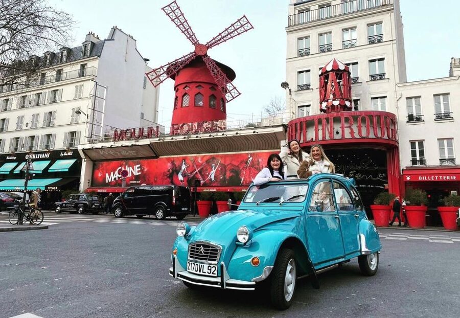Guided Tour of Paris in Classic Convertible - The Eiffel Tower, Invalides, and postcard Paris