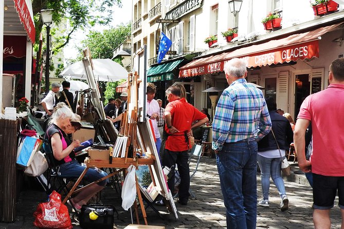 Guided Tour of Sacré-Coeur and Montmartre - Meeting at Place Saint-Pierre