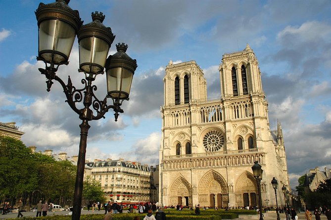 Half-Day Private Paris City Tour with Private Guide and Driver - Build your route before the driver arrives