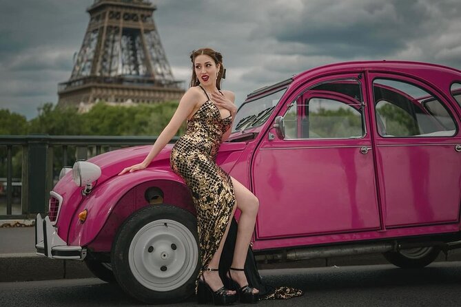 Half Day Private Tour in Paris with Pink Citroen 2CV - Eiffel Tower photo time