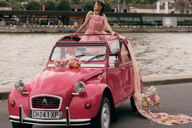 Half Day Private Tour in Paris with Pink Citroen 2CV - What the private format is worth