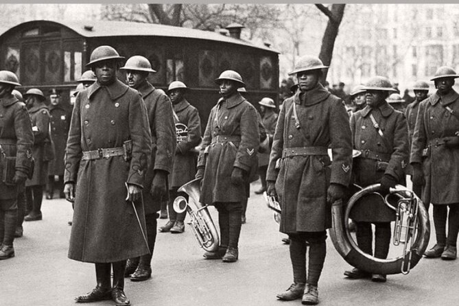 Harlem in Paris : the Birth of Jazz in France (Small Group Walking Tour) - Place Blanche and Josephine Baker’s first Paris triumph