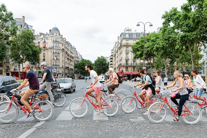 Highlights of Paris Bike Tour w/ a Local Guide (English or Dutch) - Why a bicycle works so well in Paris