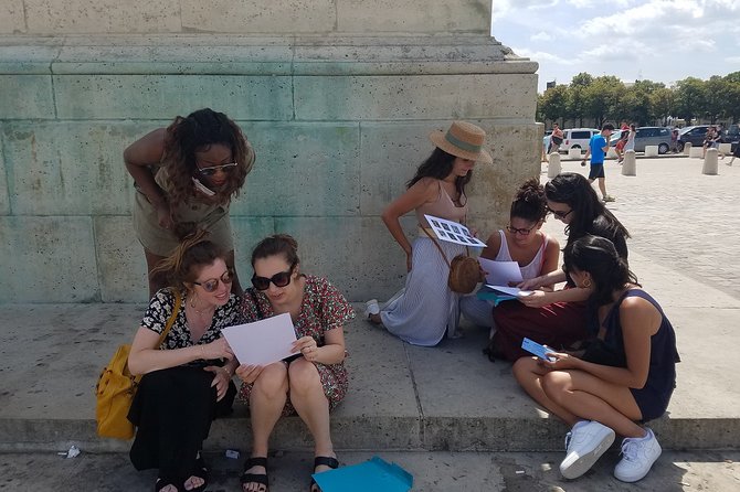 Historical treasure hunt in the city of Versailles - Value at $30.10 per person