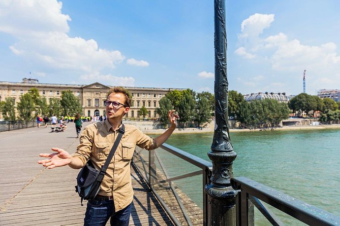 History of Paris City Center w/ Notre Dame Semi-Private 12ppl Max - The Tuileries Gardens and Napoleon’s triumphal arch