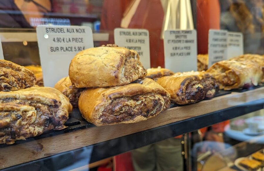 Jewish Marais - Yiddish world : Walking tour and pastries - The Pletzl and Rue des Rosiers
