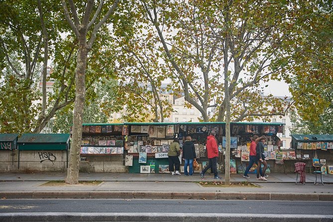 Latin Quarter Private Walking Tour - Fontaine Saint-Michel and the Sorbonne