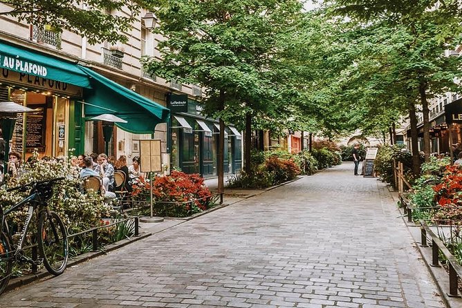 Le Marais District & Jewish Quarter Guided Walking Tour 12ppl Max - Hôtel de Sully and the royal Marais