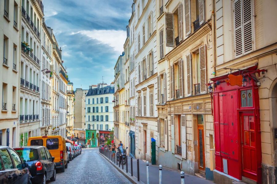 Le Marais: Explore Old Paris with a Local Host - Marché des Enfants Rouges and everyday Paris