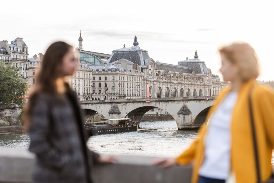 Le Marais: Explore Old Paris with a Local Host - What the host match can add