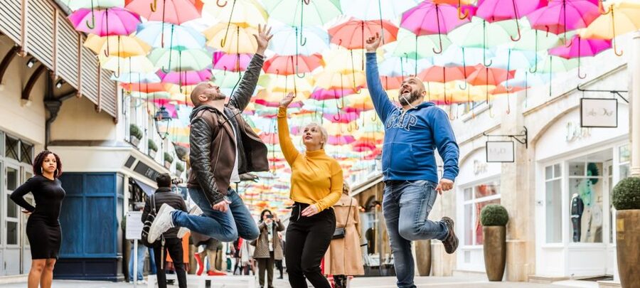 Le Marais: Explore Old Paris with a Local Host - Starting in the heart of Old Paris