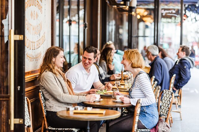 Le Marais Food Tour with a Local Guide: Private & Personalized - Art, architecture, and old Paris between bites
