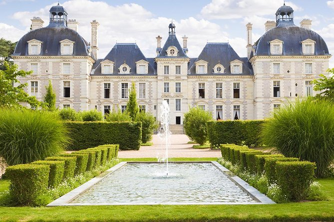 Loire Valley Castles Tour with Chambord and Chenonceau from Paris - Chambord, the grand final chapter