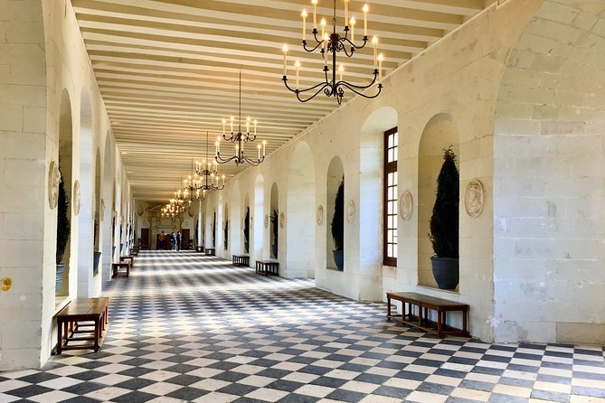 Loire Valley Royal Castles Guided Small group Day Trip from Paris - What the tour includes, and what it does not
