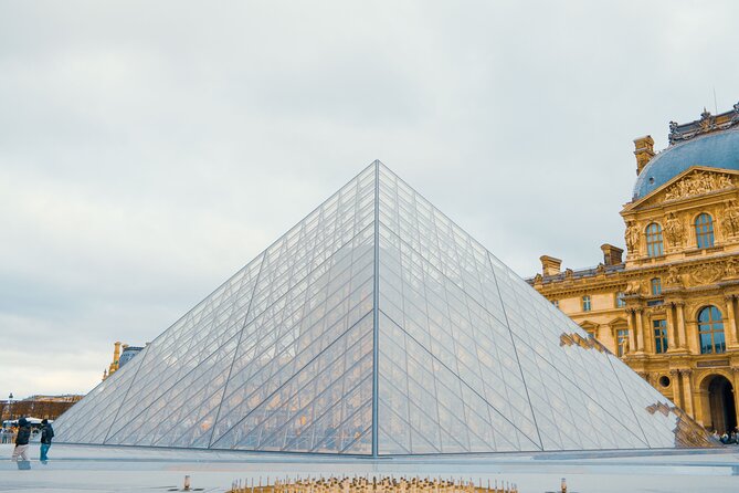 Louvre Art and Mysteries: Guided Experience for 6-people Max - Why a guide helps at the Louvre